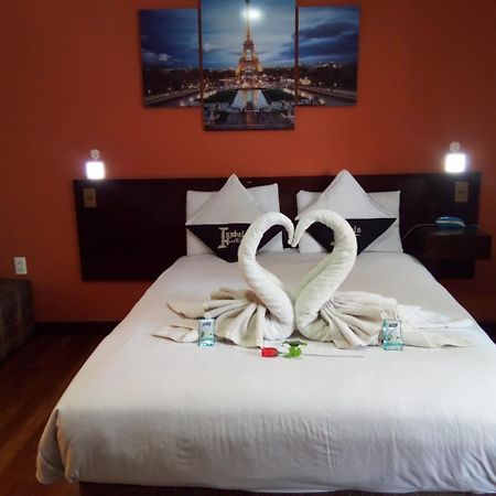 Isabela Hotel Ла-Пас Экстерьер фото