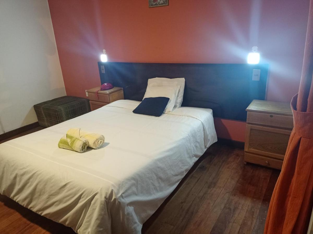 Isabela Hotel Ла-Пас Экстерьер фото