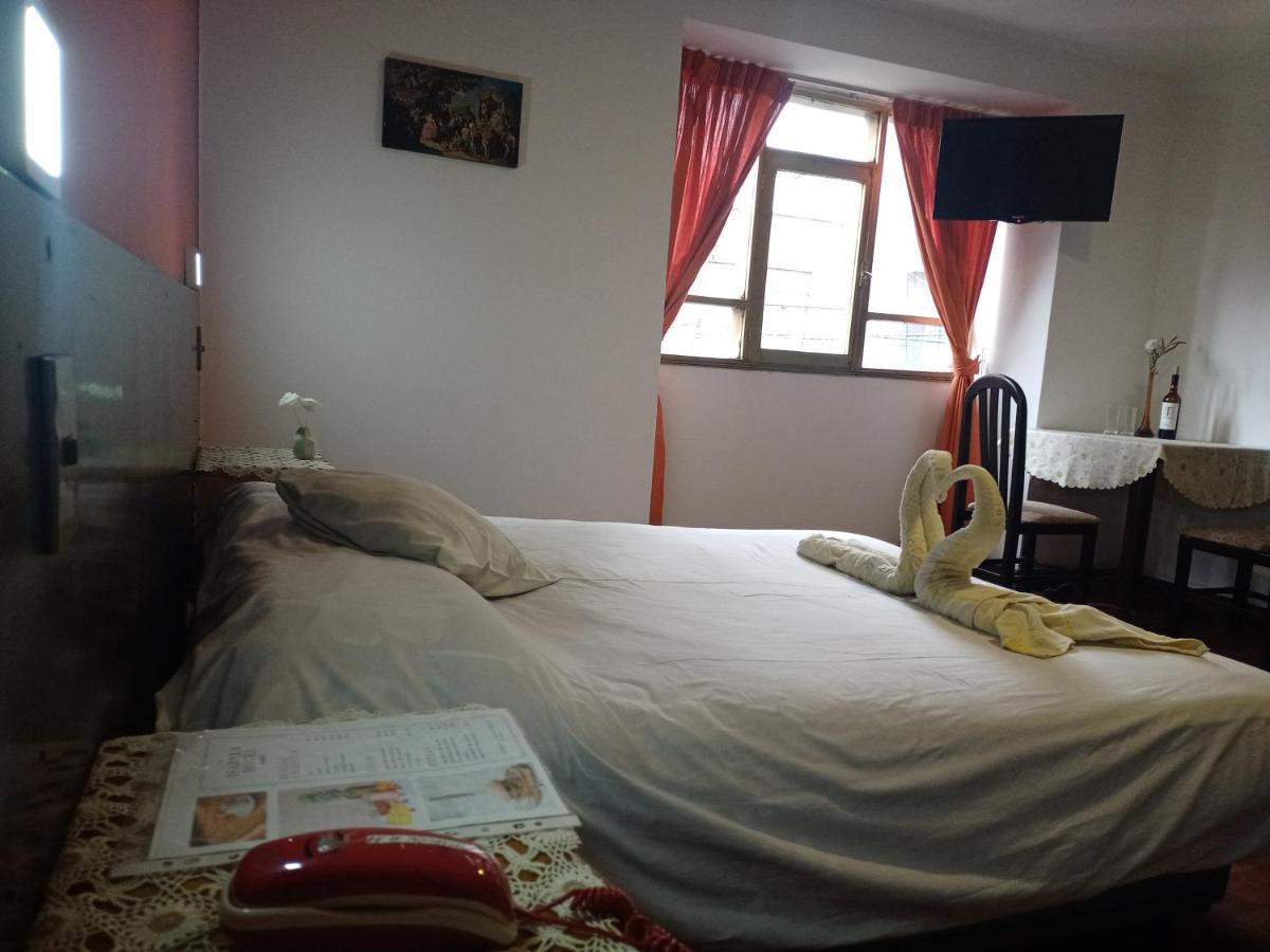 Isabela Hotel Ла-Пас Экстерьер фото